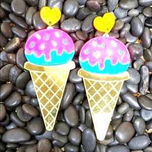 EARRINGS OVERSIZED ACRYLIC ICE CREAM CONE L♥️VE...